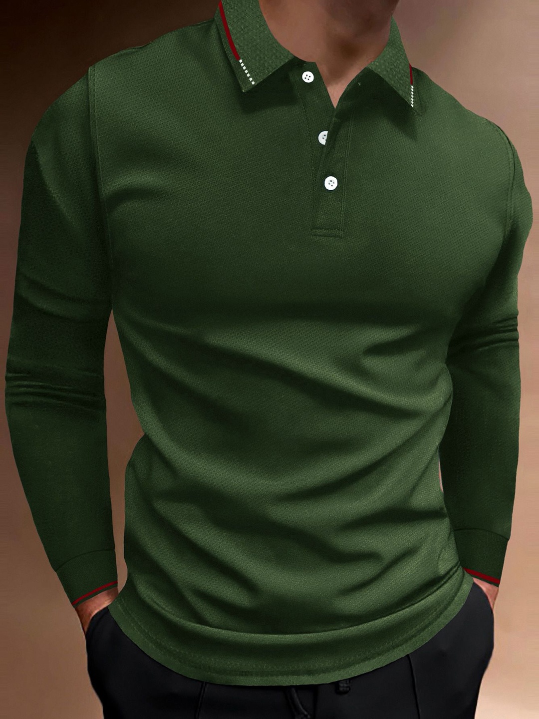 

StyleCast x Revolte Men Solid Polo Collar T-shirt, Green
