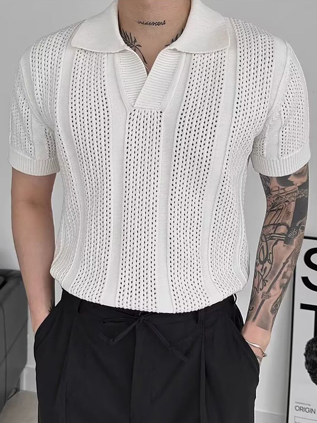

StyleCast x Revolte Men Self Design Polo Collar T-shirt, White
