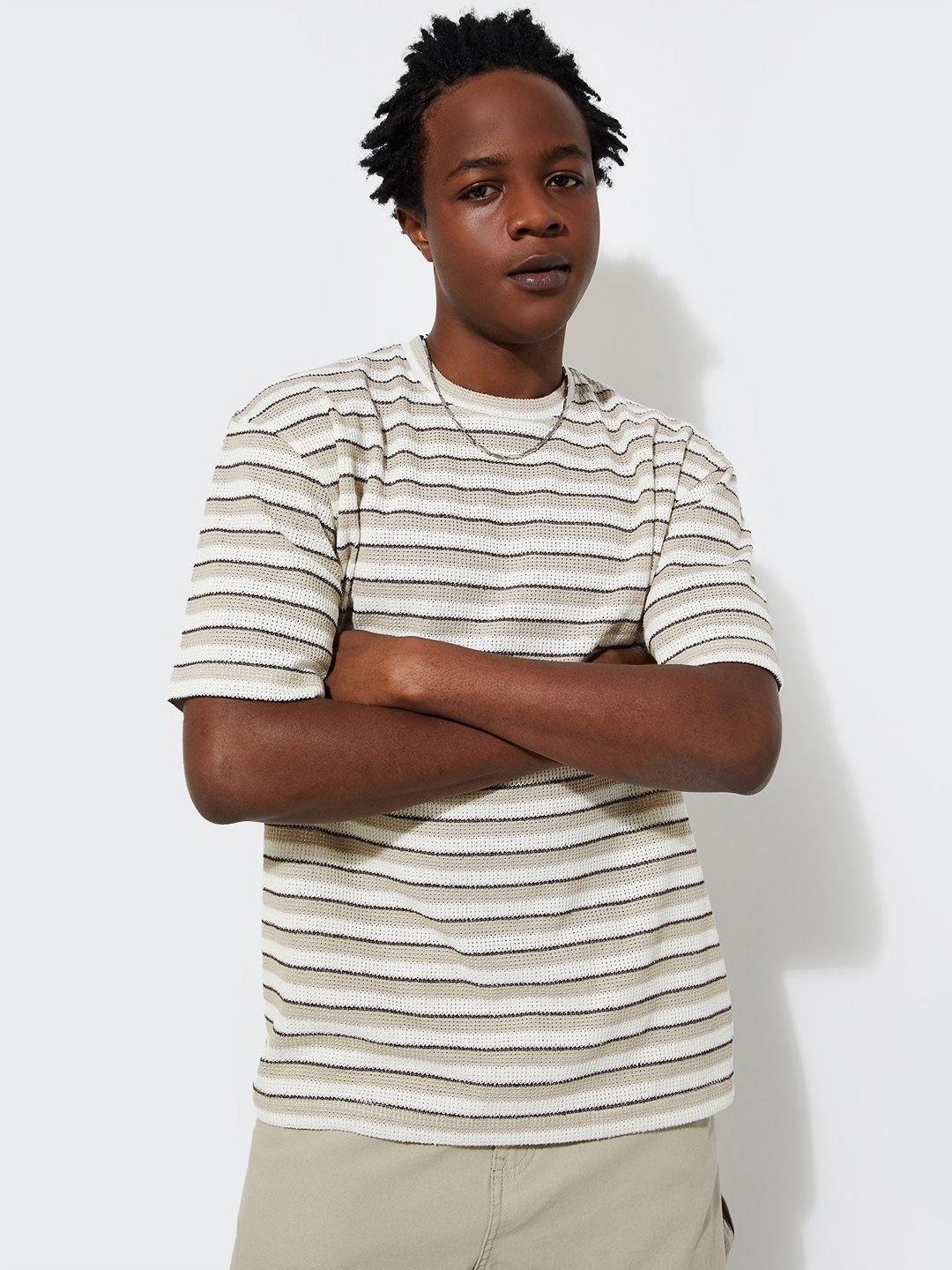 

max URB_N Men Relaxed Fit Striped T-shirt, Beige
