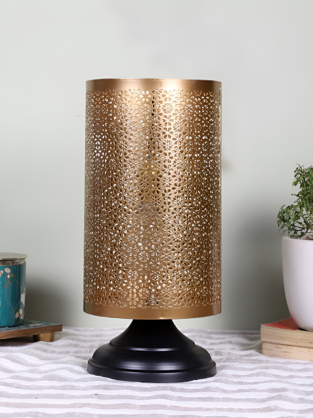 

Devansh Gold-Toned Textured Metal Traditional Cylindrical Shaped Table Lamp