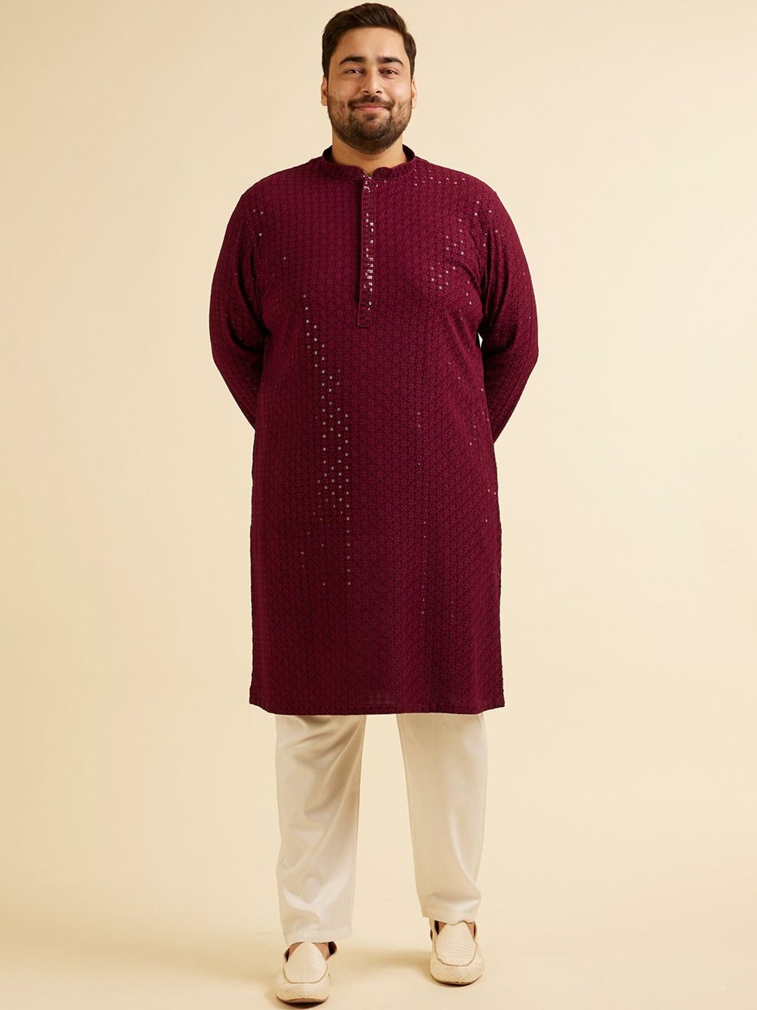 

Manyavar Plus Size Floral Embroidered Mandarin Collar Regular Sequinned Kurta With Pyjama, Maroon