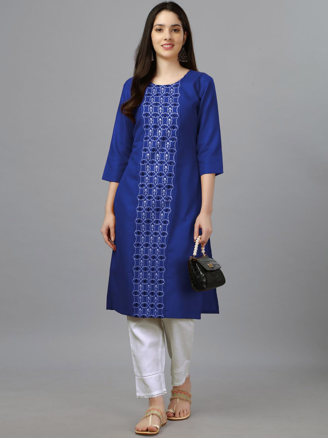 

KAYOMMI Ethnic Motifs Embroidered Sequinned Cotton Straight Kurta, Blue