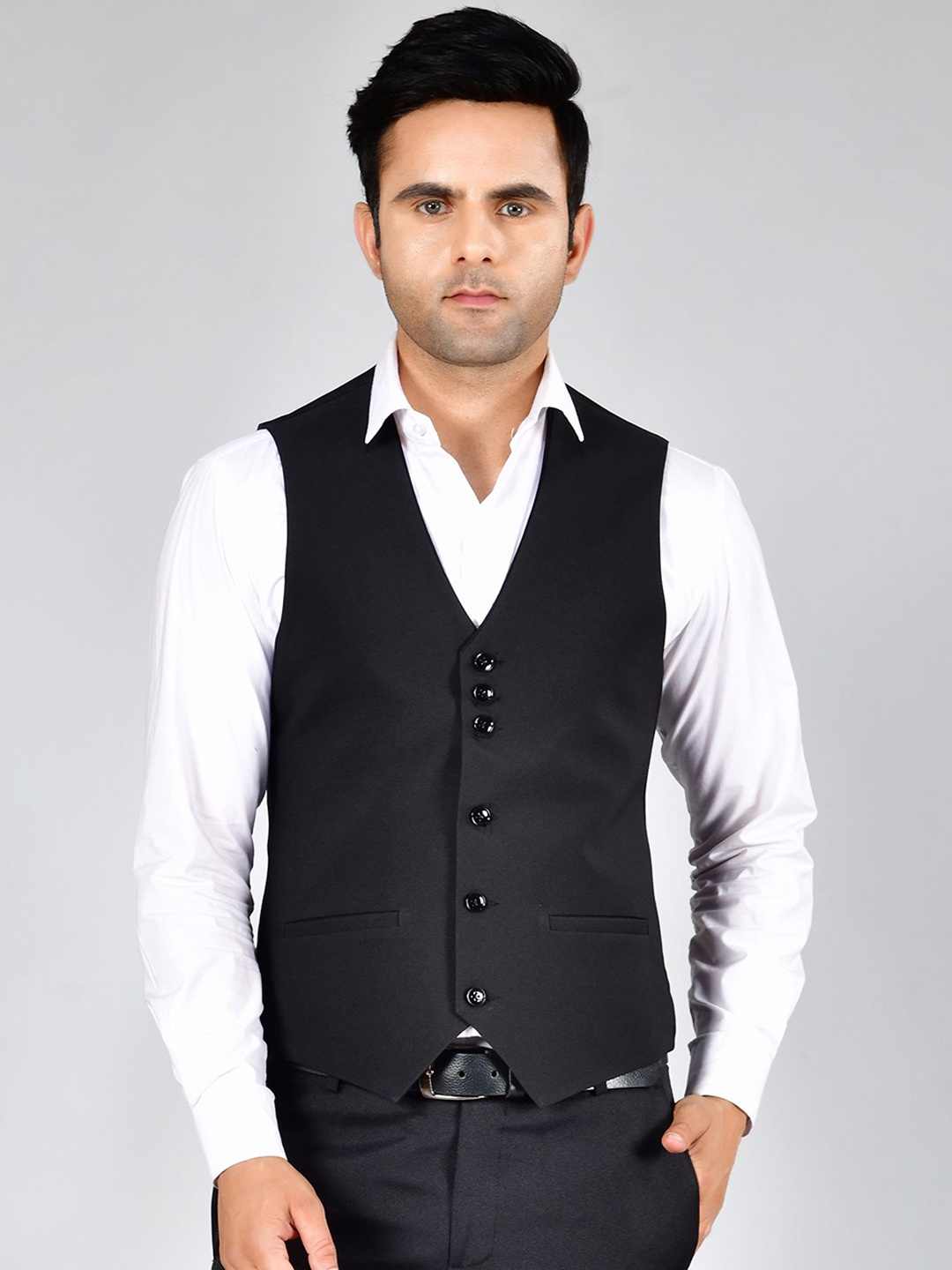 

LA'SCOOT V Neck Sleeveless Waistcoat, Black