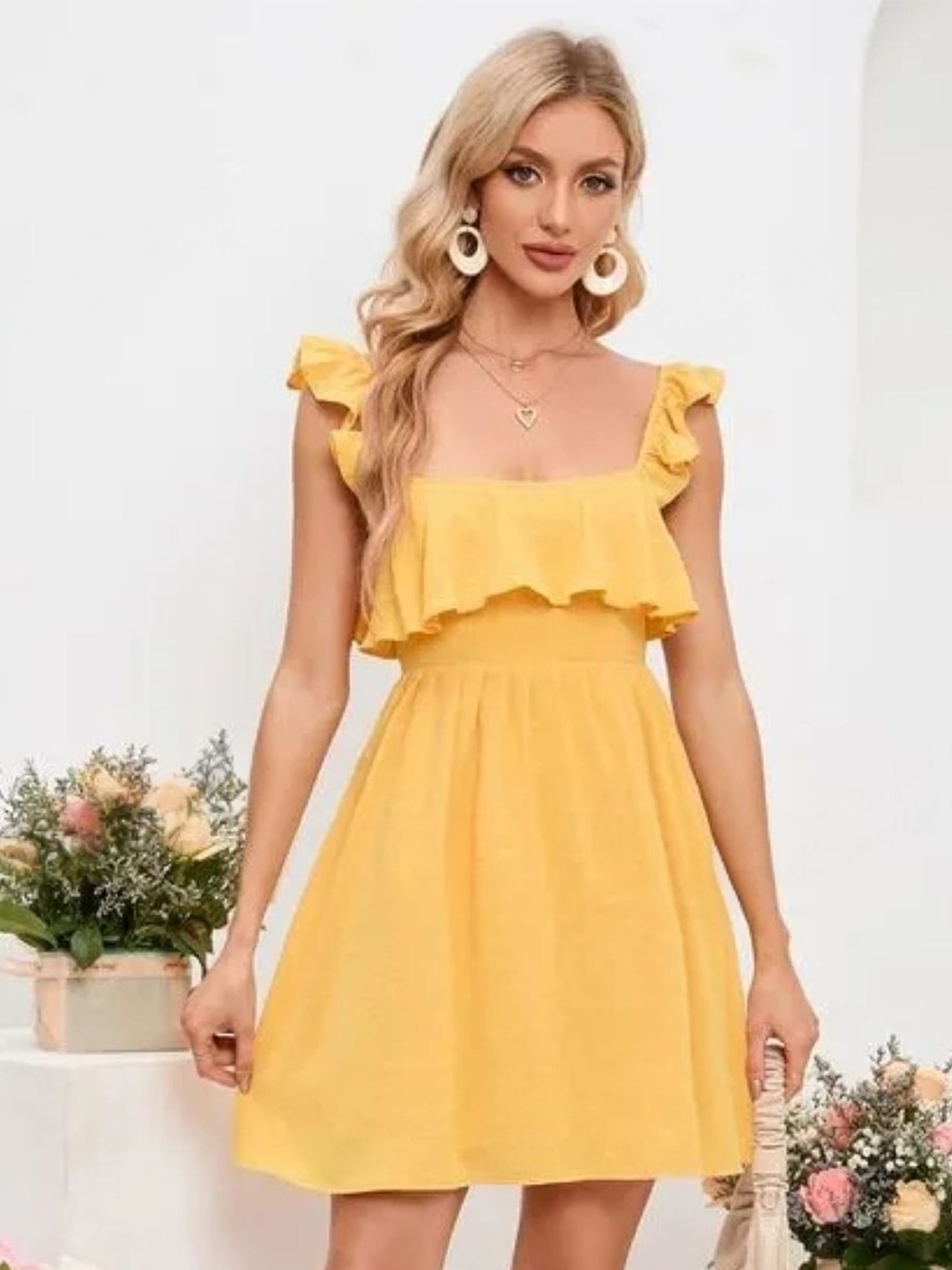 

KPOP Women Solid Square Neck A-Line Dress, Yellow