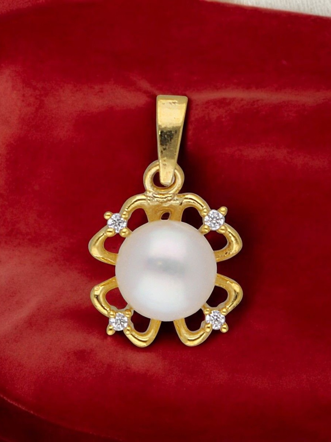 

Sri Jagdamba Pearls Dealer Gold Plated 92.5 Sterling Silver Circular Pendant