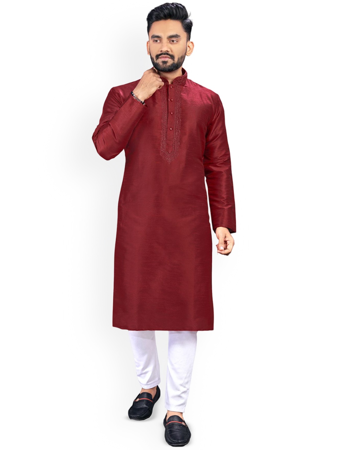 

CHARLOTTE GRACIOUS Ethnic Motifs Yoke Design Mandarin Collar Thread Work Straight Kurta, Maroon