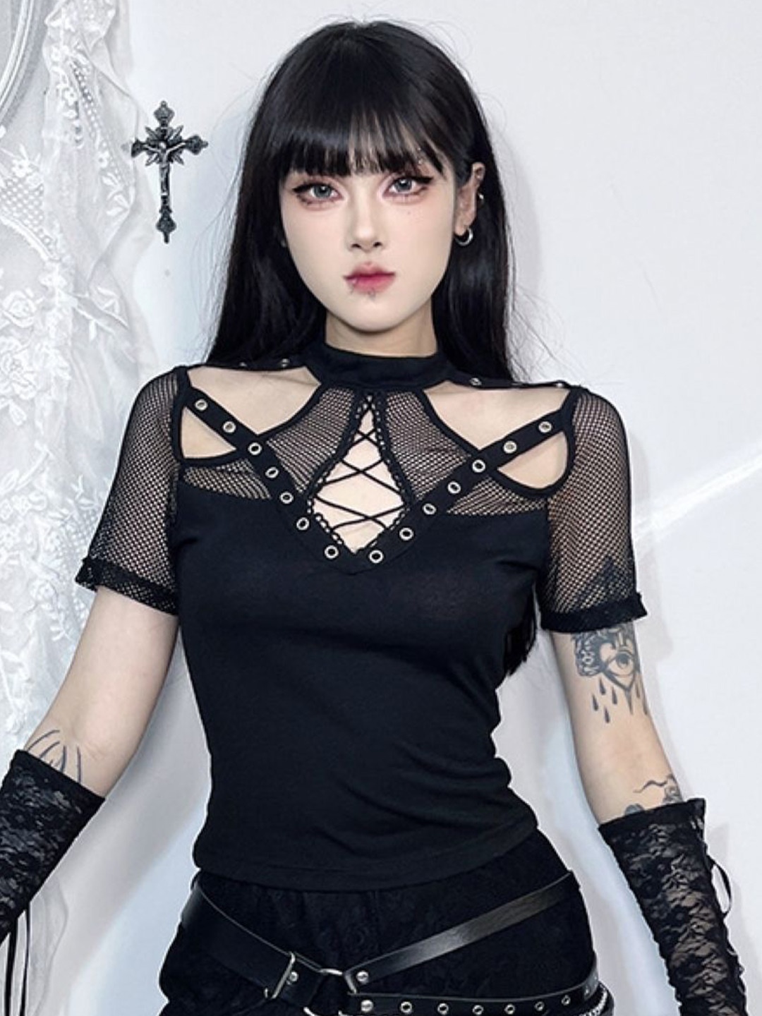 

KPOP Women High Neck Top, Black