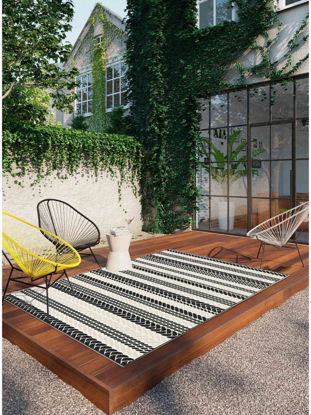 

DDecor White & Black Striped Anti-Skid Carpet