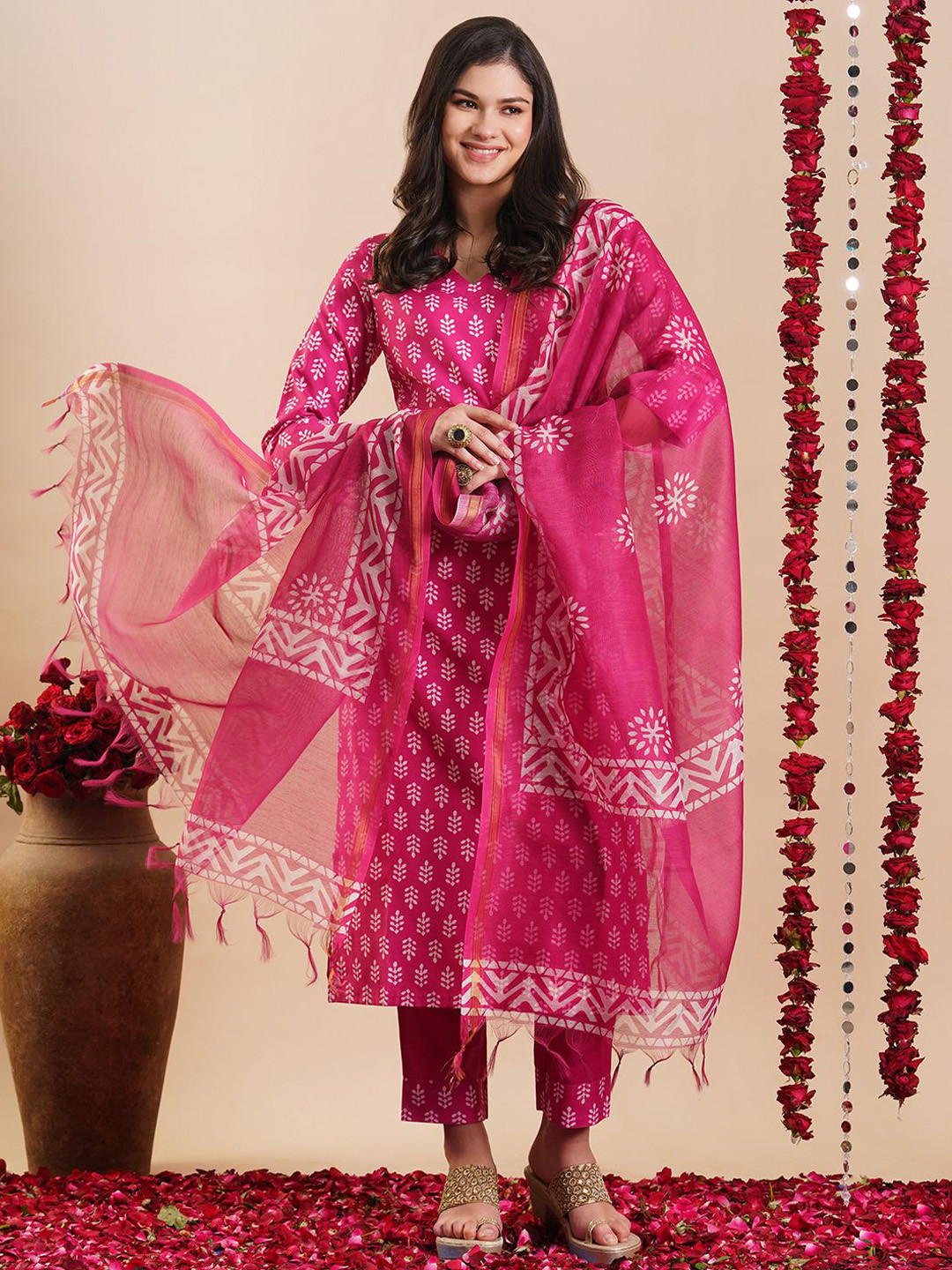 

KALINI Floral Printed Regular Straight Kurta with Trousers & Dupatta, Pink