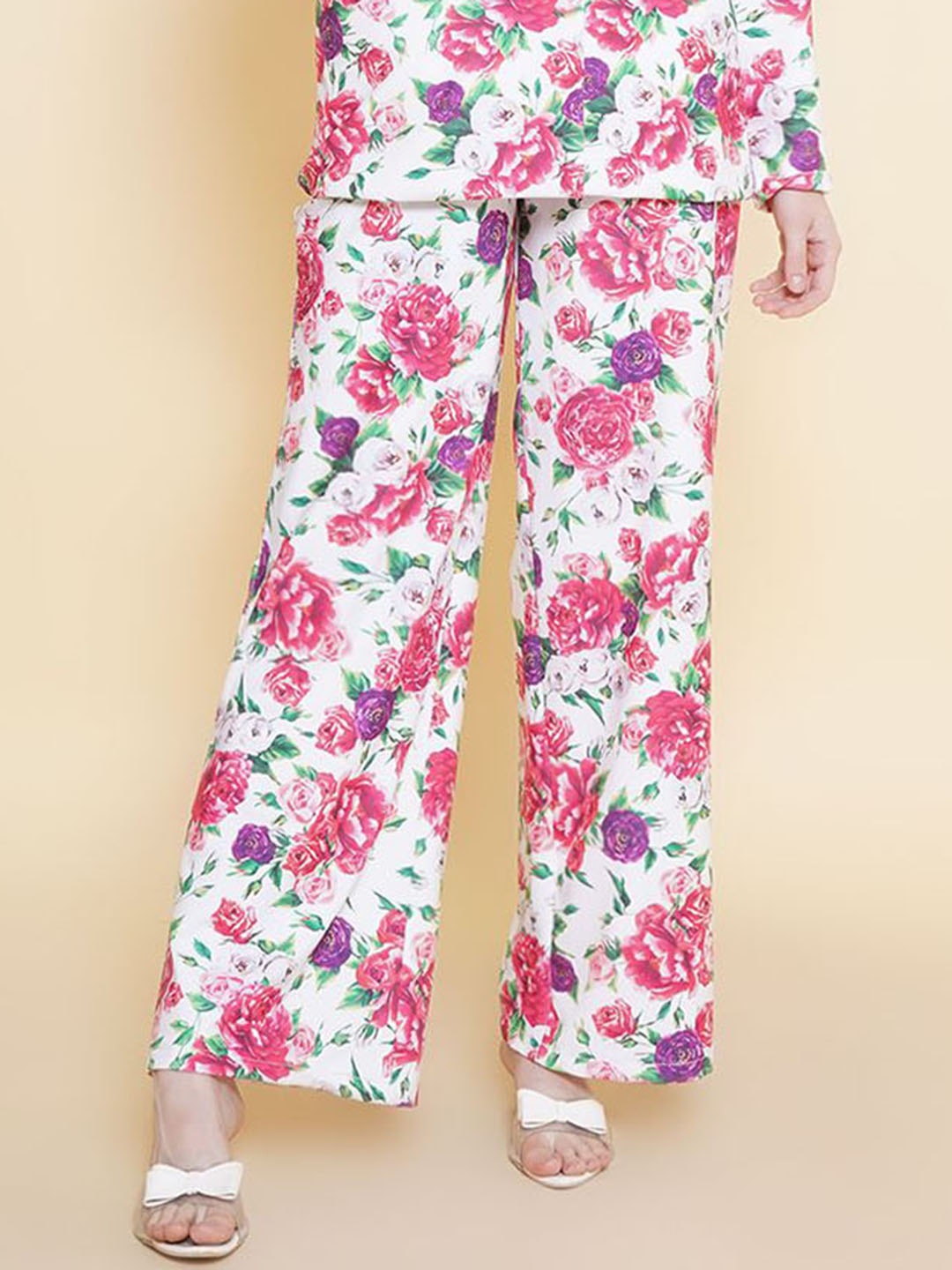 

BAESD Women Floral Printed Relaxed Trousers, White