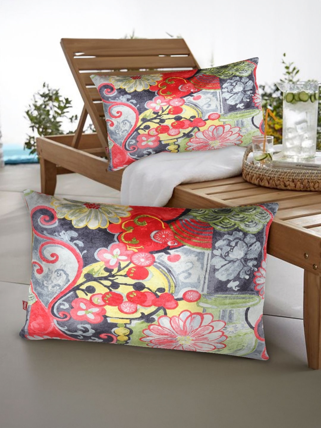 

Tesmare White & Grey 2 Pieces Ethnic Motifs Velvet Rectangle Cushion Covers