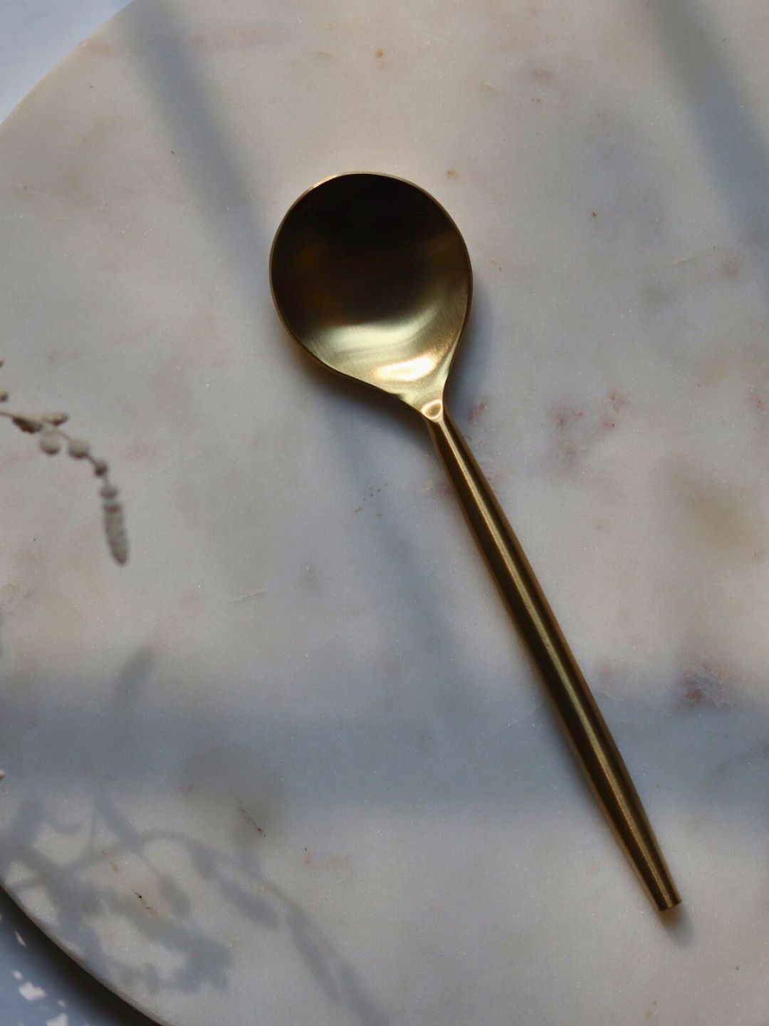 

WEAVING HOMES Gold Toned Stainless Steel Dinner Spoon