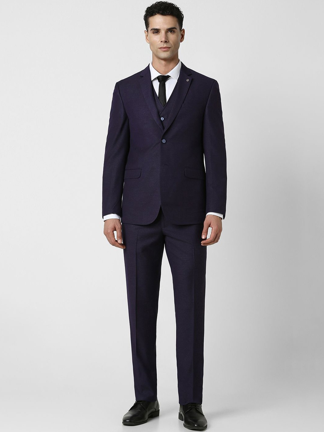 

Van Heusen Solid Slim-Fit Single-Breasted Three-Piece Suit, Purple