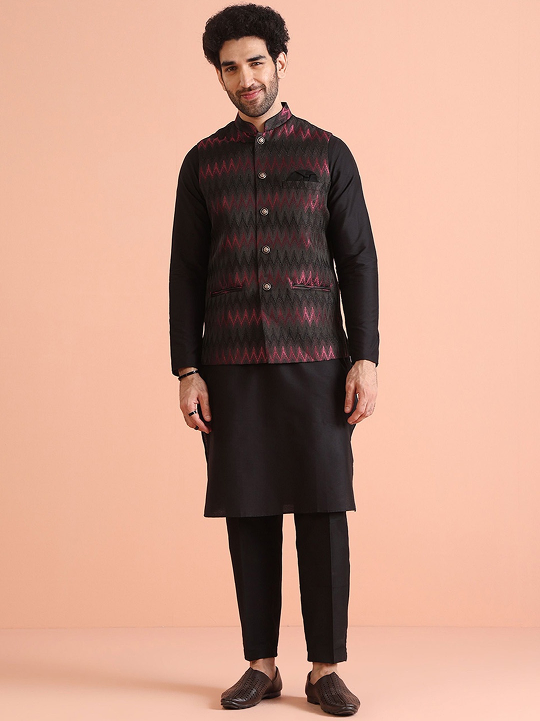 

KISAH Men Chevron Regular Fit Woven Design Kurta Nehru Jacket Trouser Set, Black