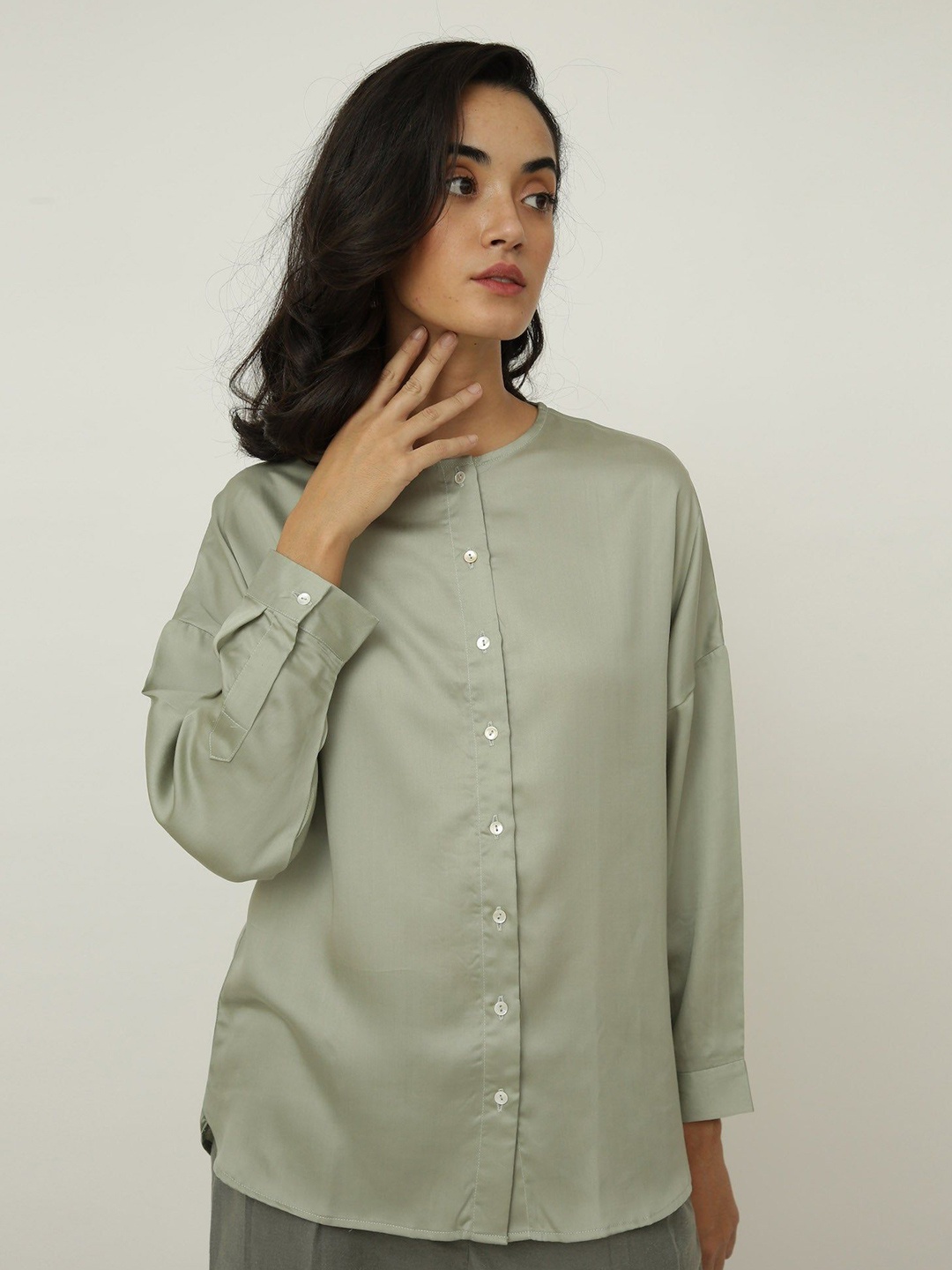 

Saltpetre Women Relaxed Collarless Solid Relaxed Fit Formal Shirt, Green