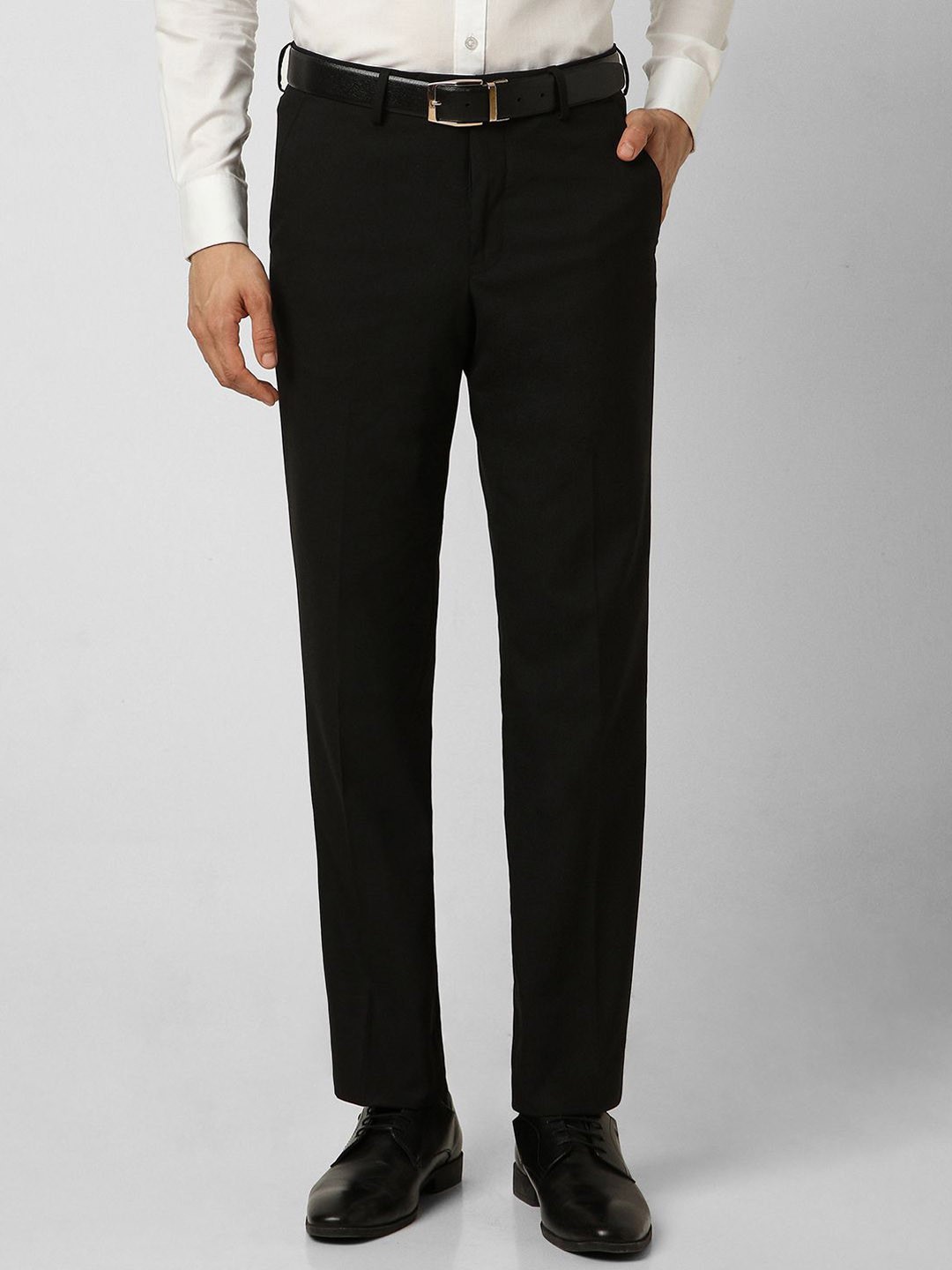 

Van Heusen Men Solid Regular Fit Mid-Rise Trousers, Black