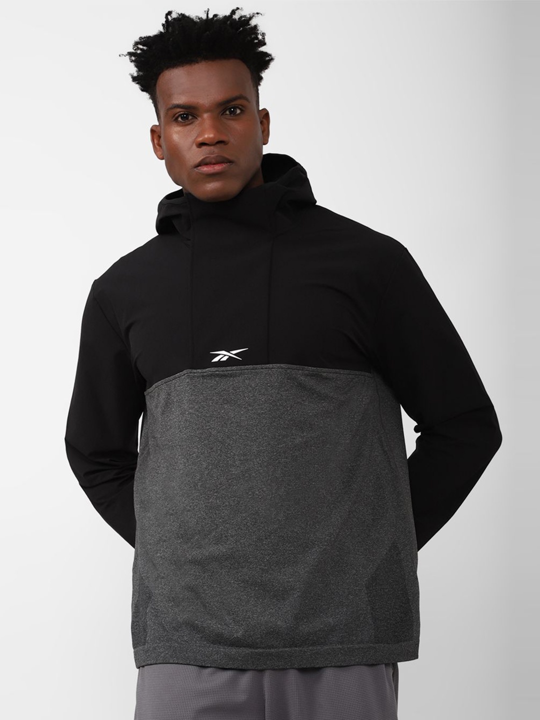 

Reebok UBF Myoknit Men Hoodie Sweatshirts, Grey