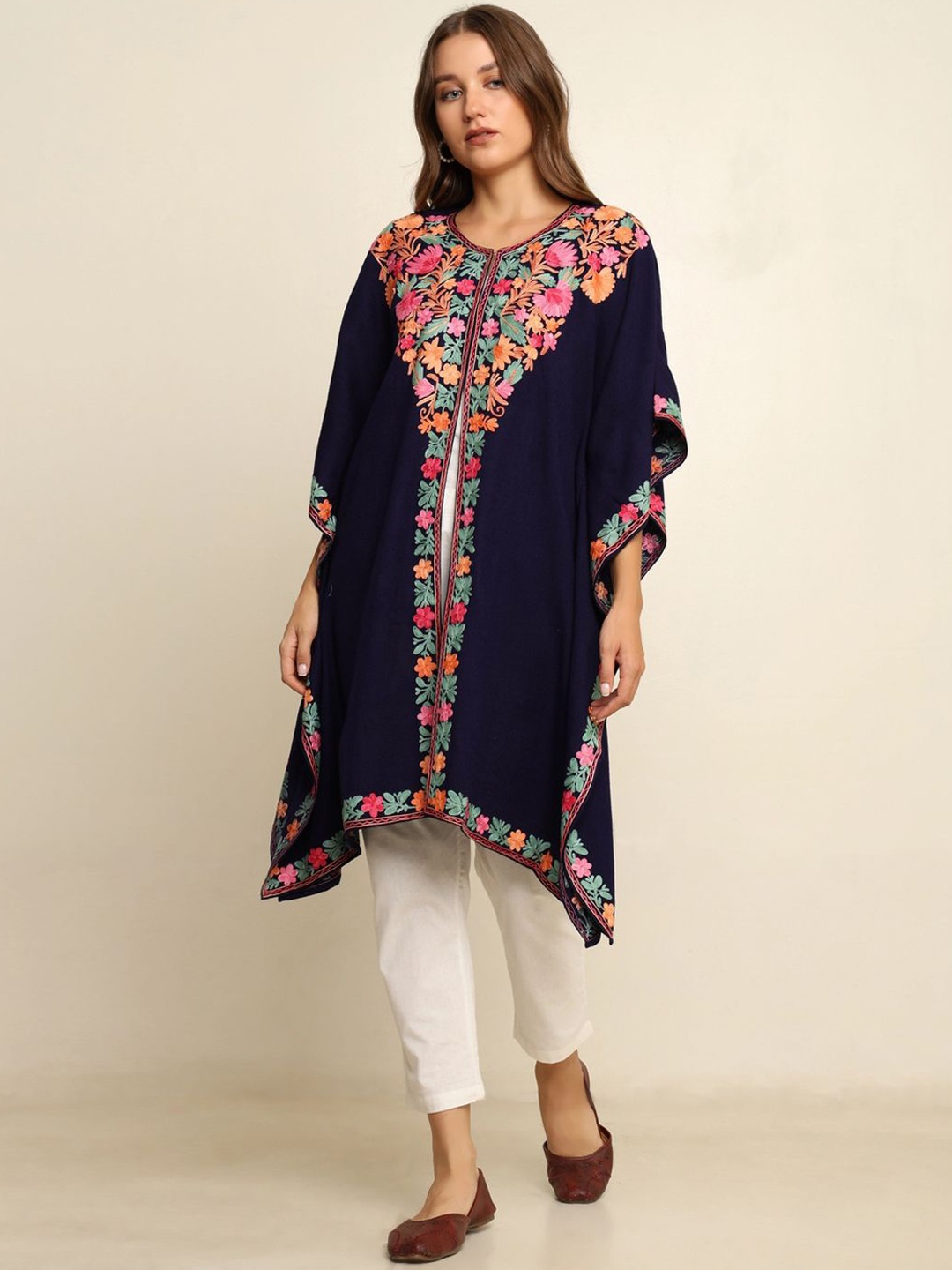 

CRAFTBAZAR Floral Embroidered Flared Sleeves Kaftan Kurta, Navy blue