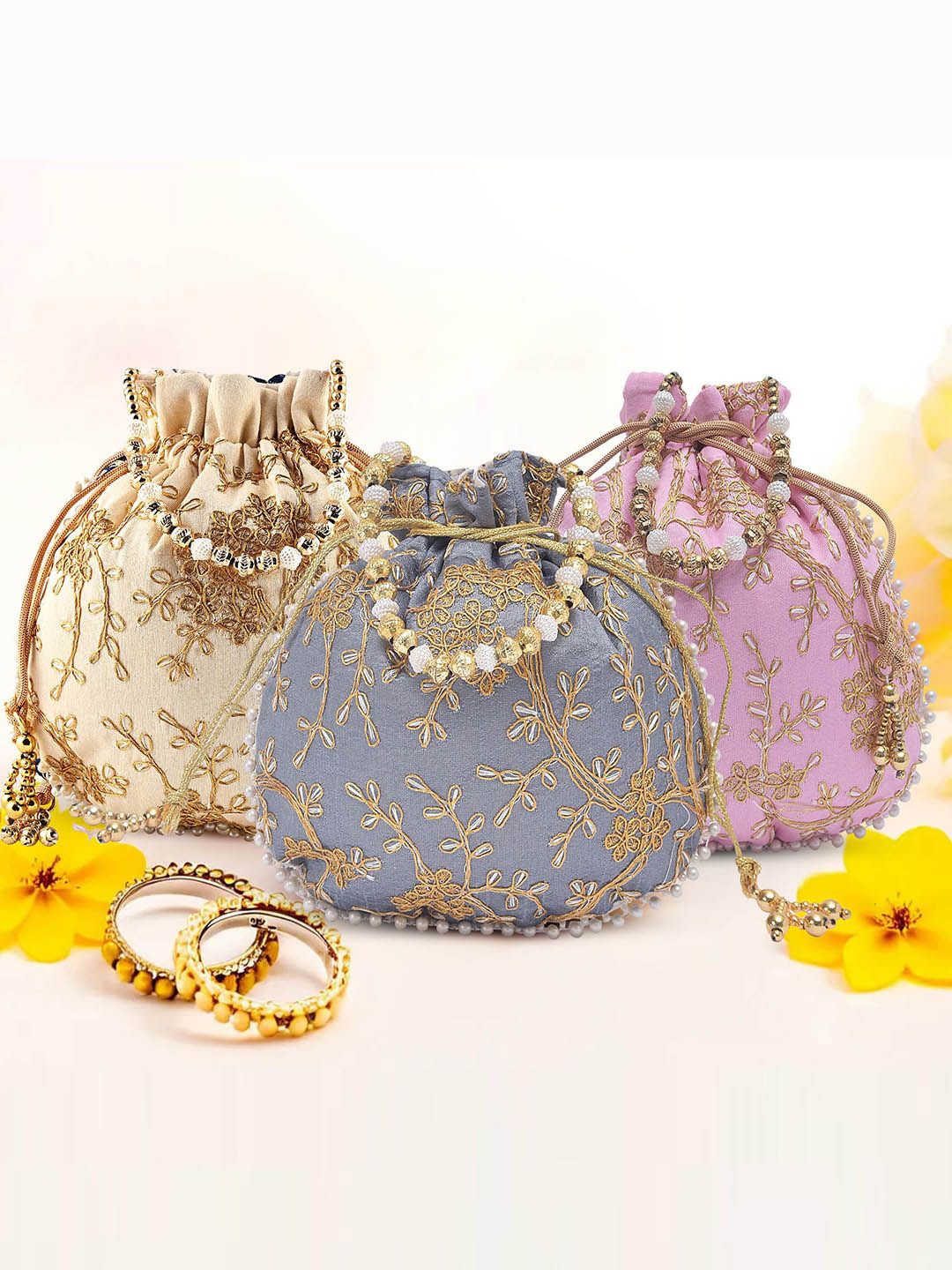 

Kuber Industries Set of 3 Embroidered Potli Bags, Cream