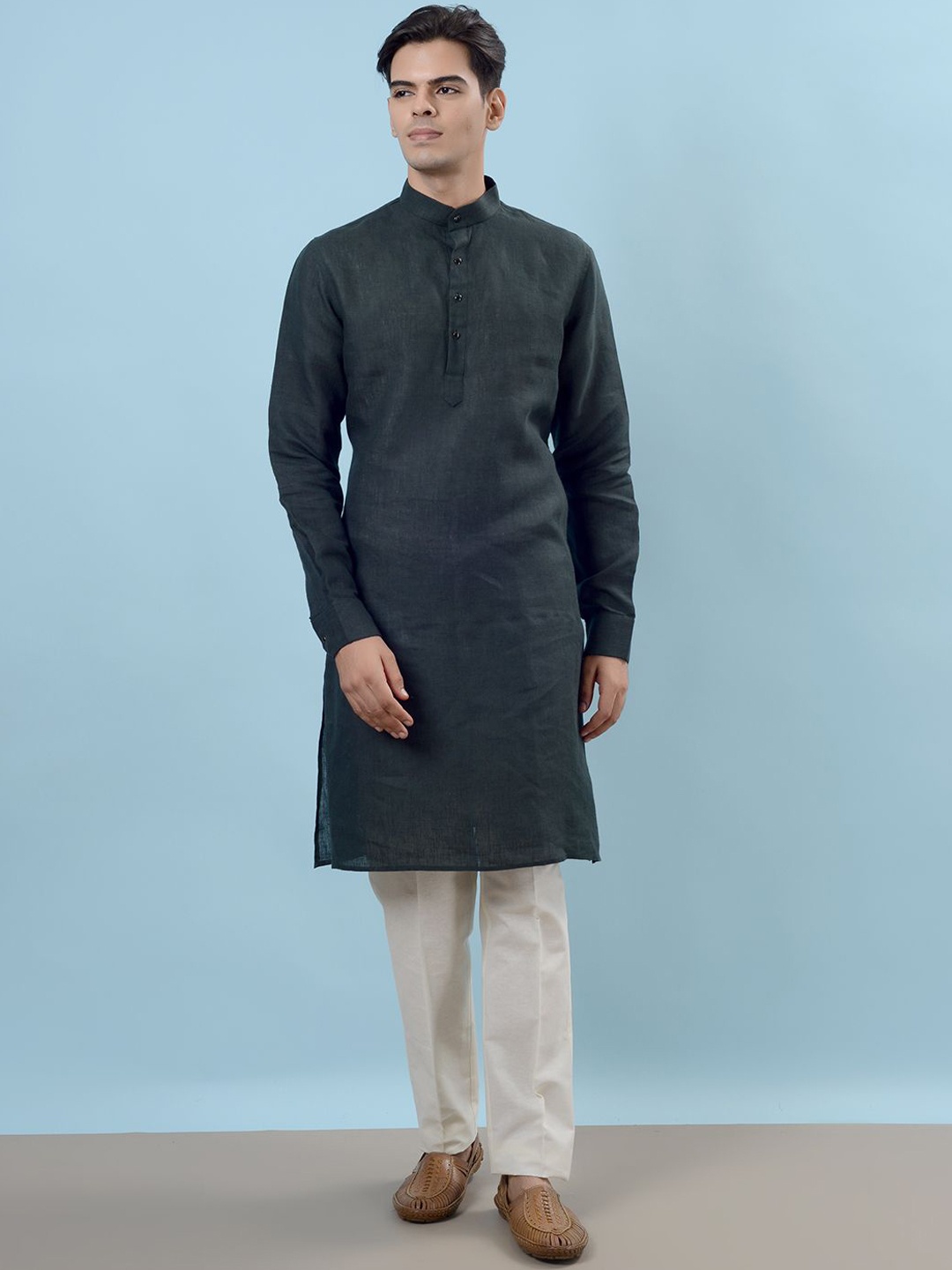 

azania Mandarin Collar Linen Straight Kurta with Pyjamas, Green