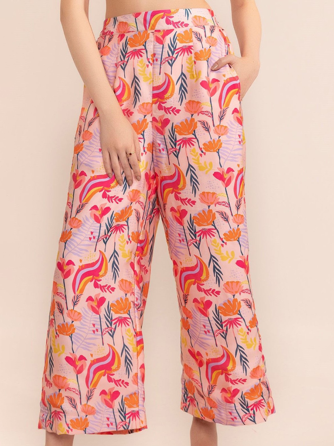 

KAORI BY SHREYA AGARWAL Women Floral Printed Relaxed High-Rise Trousers, Pink