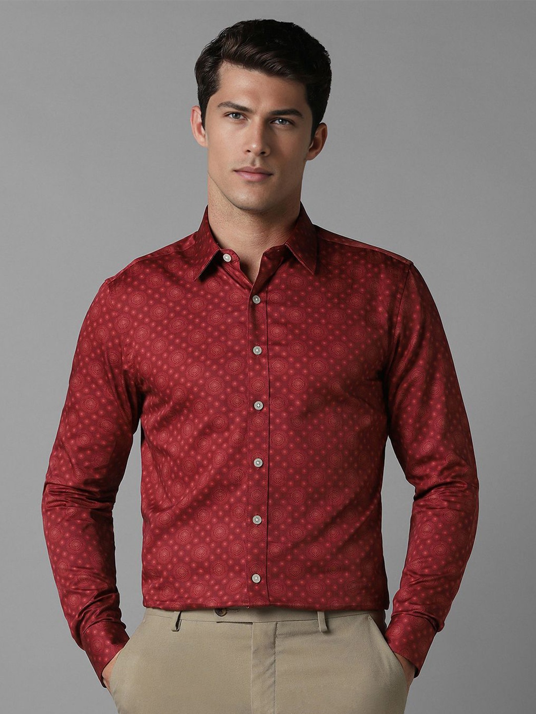 

Louis Philippe Men Spread Collar Conversational Printed Cotton Slim Fit Formal Shirt, Maroon