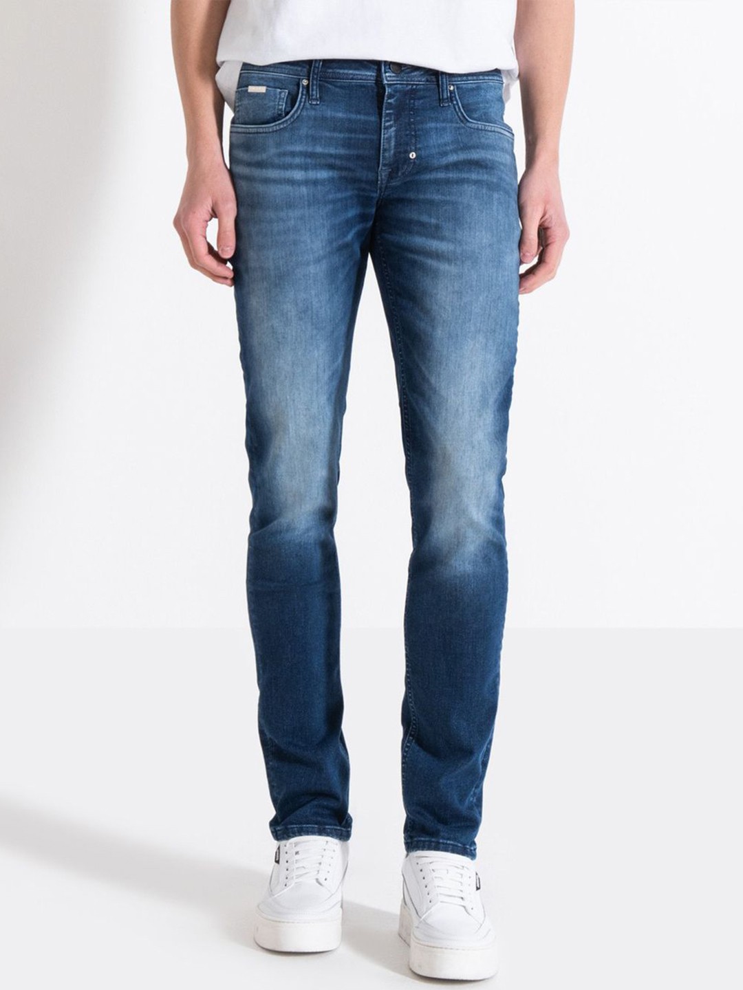 

Antony Morato Men Slim Fit Low Distress Light Fade Jeans, Blue