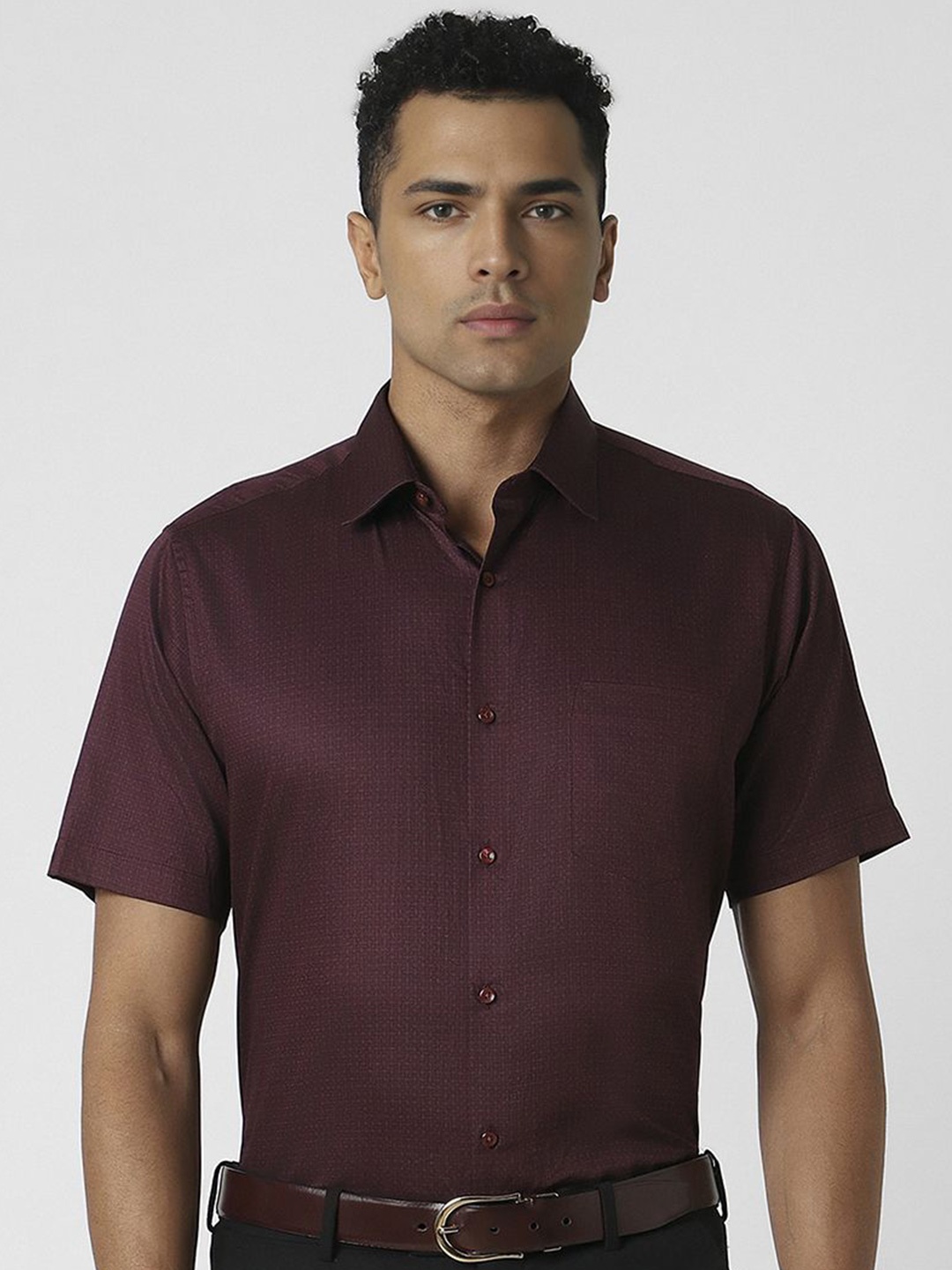 

Van Heusen Men Spread Collar Solid Cotton Party Shirt, Maroon