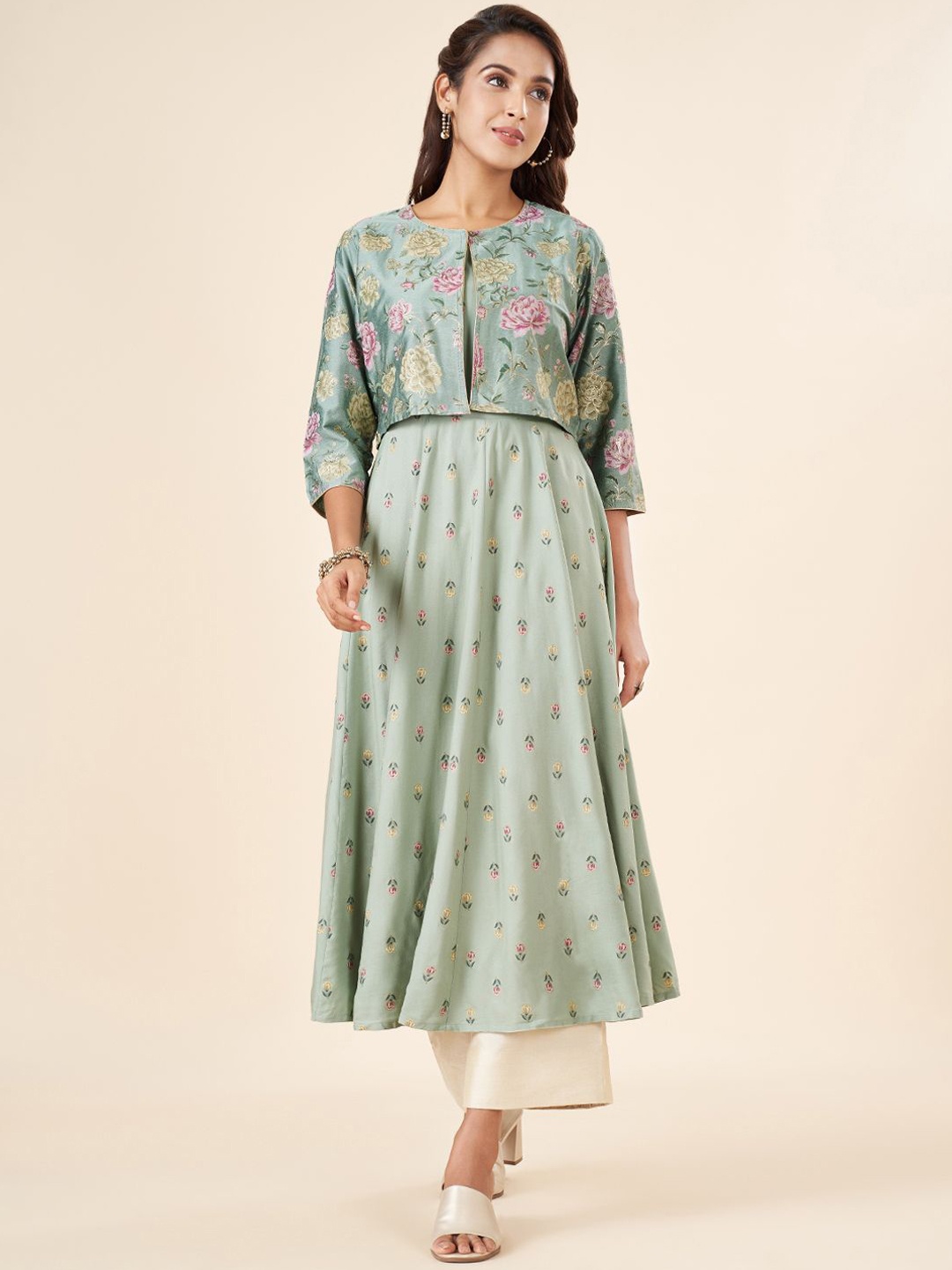 

RANGMANCH BY PANTALOONS Floral Printed Round Neck Anarkali Kurta, Green