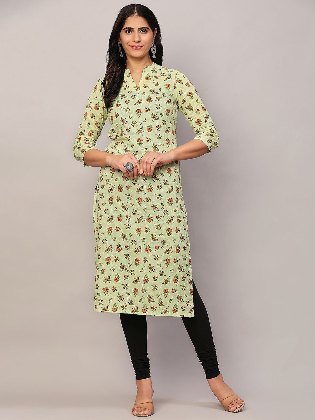 

Poshak Hub Floral Embroidered Mandarin Collar Chikankari Pure Cotton Straight Kurta, Green