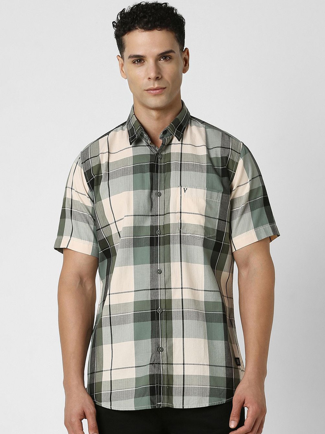 

VAN HEUSEN DENIM LABS Men Spread Collar Checked Cotton Slim Fit Casual Shirt, Cream