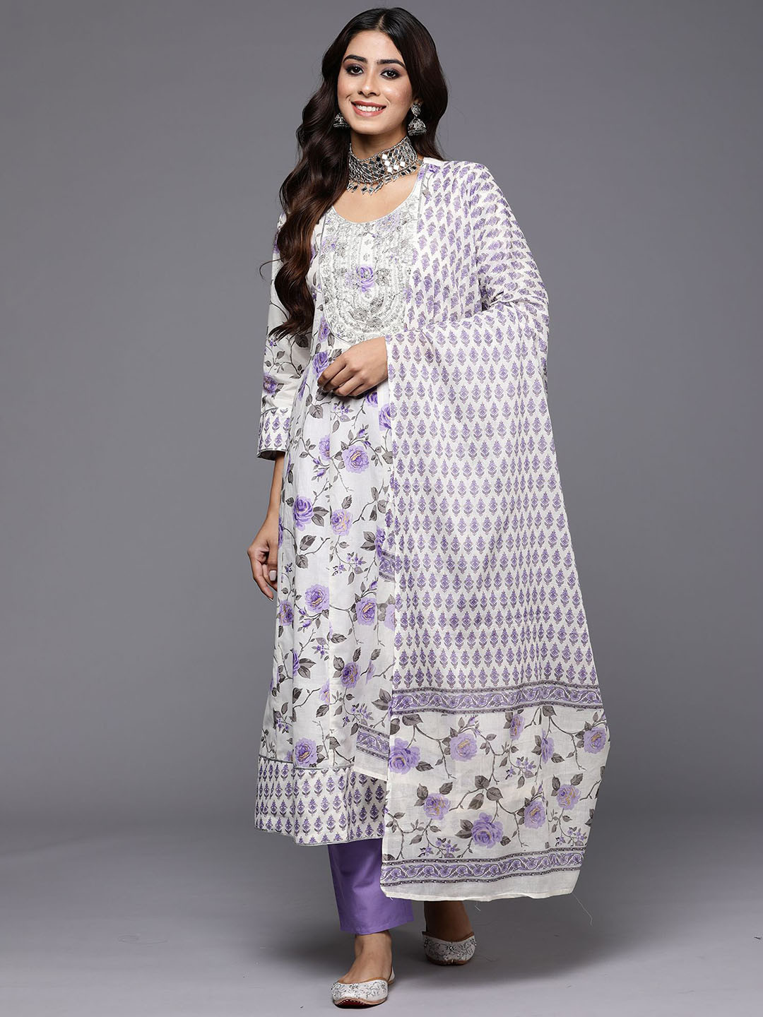 

Anouk Floral Embroidered Regular Pure Cotton Straight Kurta with Trousers & Dupatta, Off white