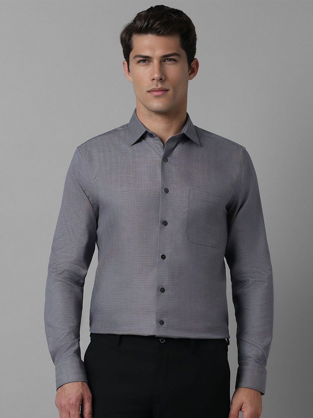 

Louis Philippe Men Spread Collar Textured Cotton Slim Fit Formal Shirt, Grey