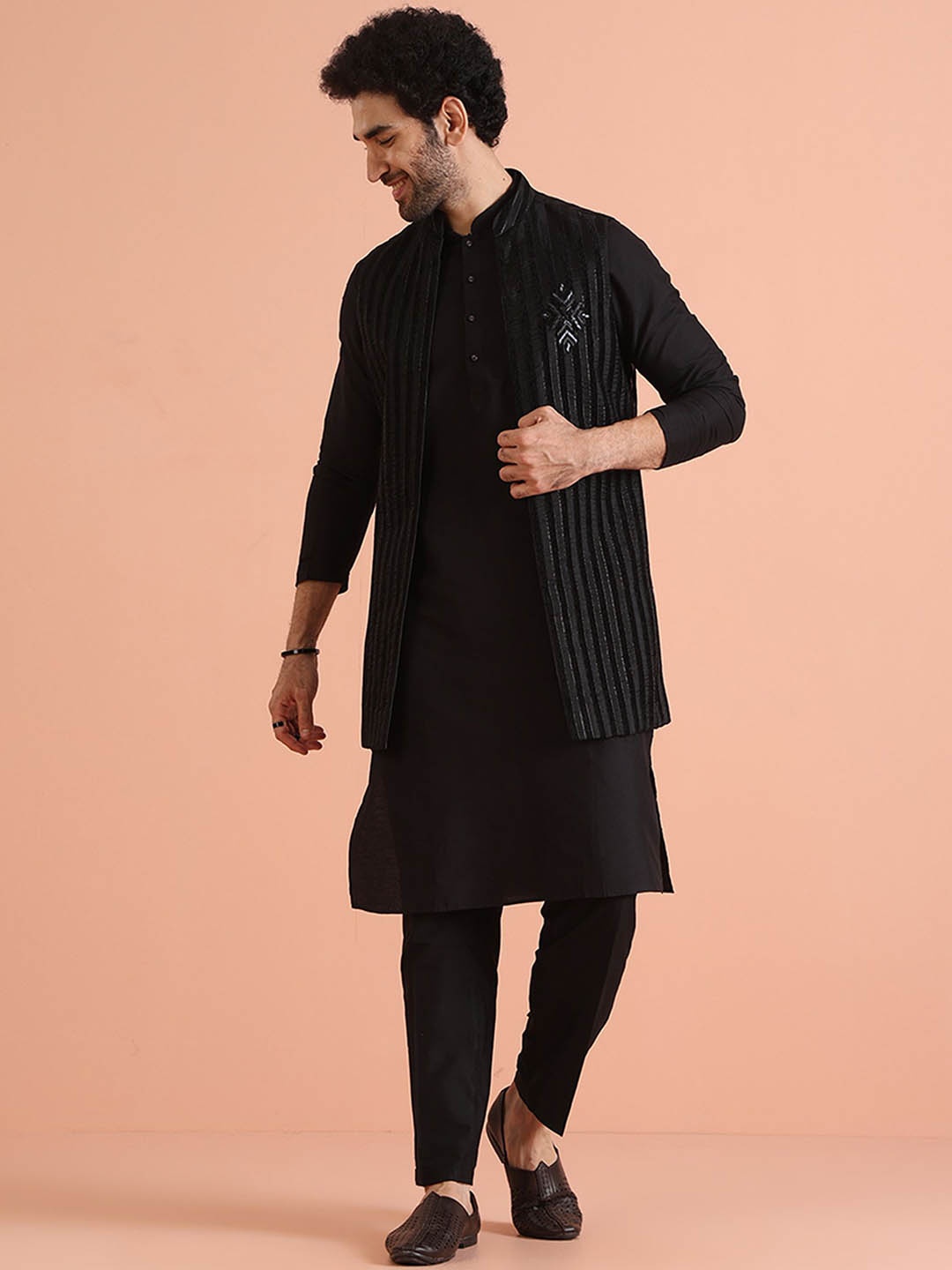 

KISAH Men Regular Fit Striped Kurta Nehru Jacket Trouser Set, Black