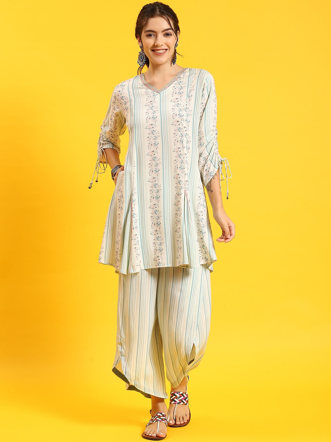 

Shree Floral Printed V Neck Tunic & Trouser, Off white