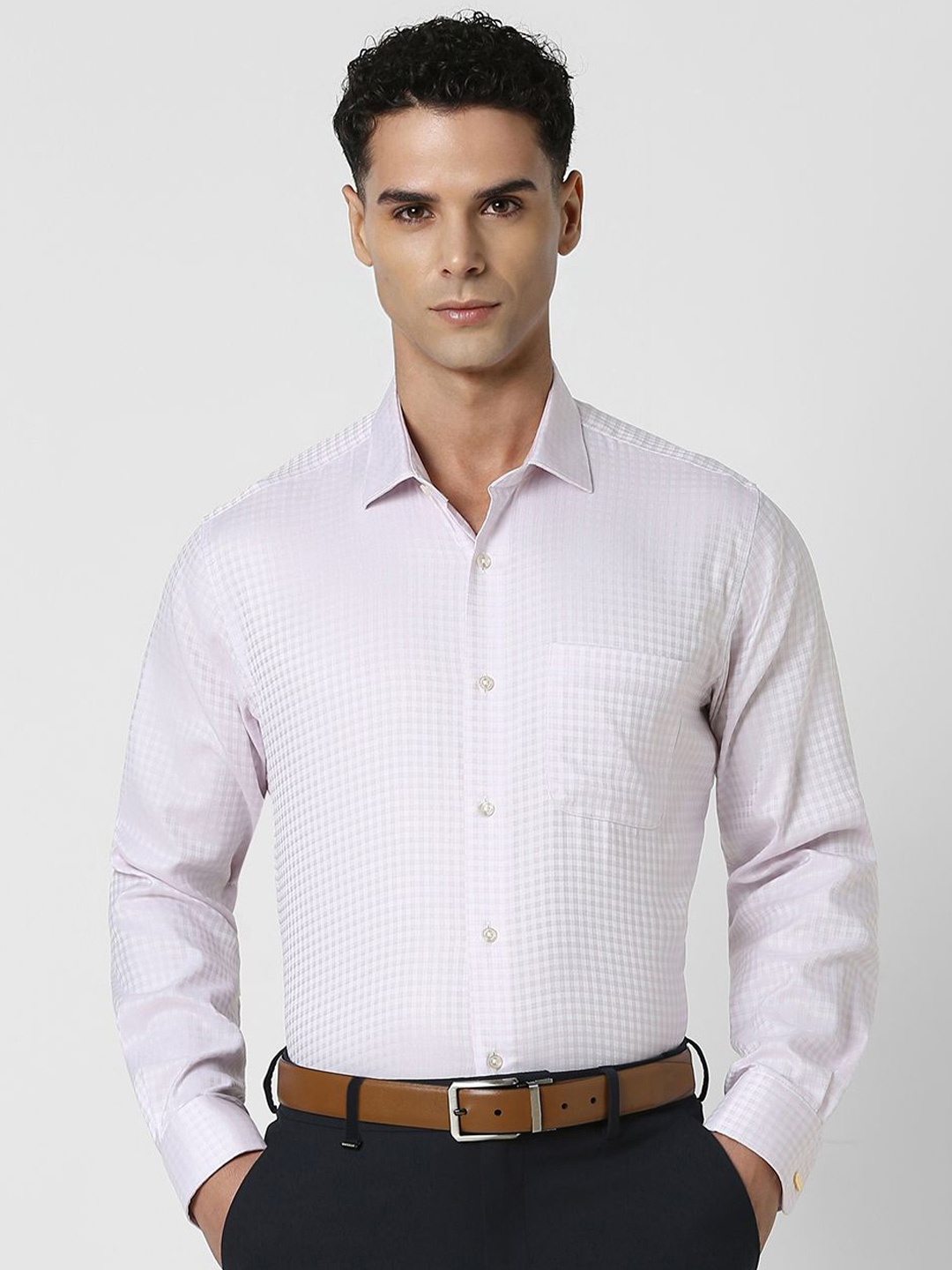 

Van Heusen Men Spread Collar Solid Cotton Formal Shirt, Purple