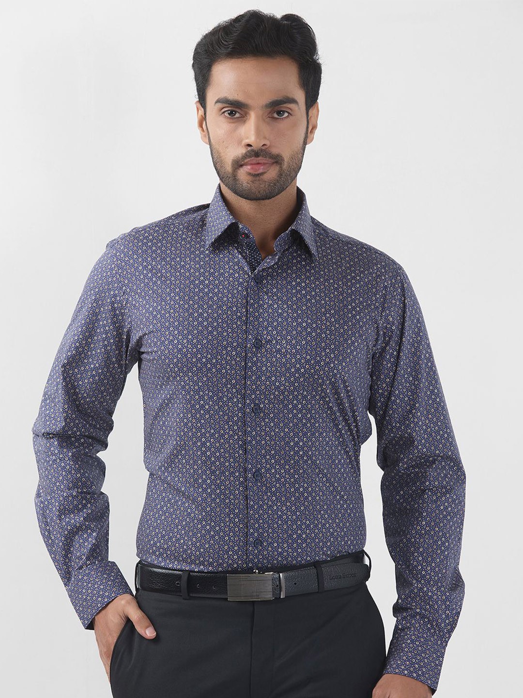 

Raymond Men Spread Collar Geometric Printed Cotton Slim Fit Formal Shirt, Blue