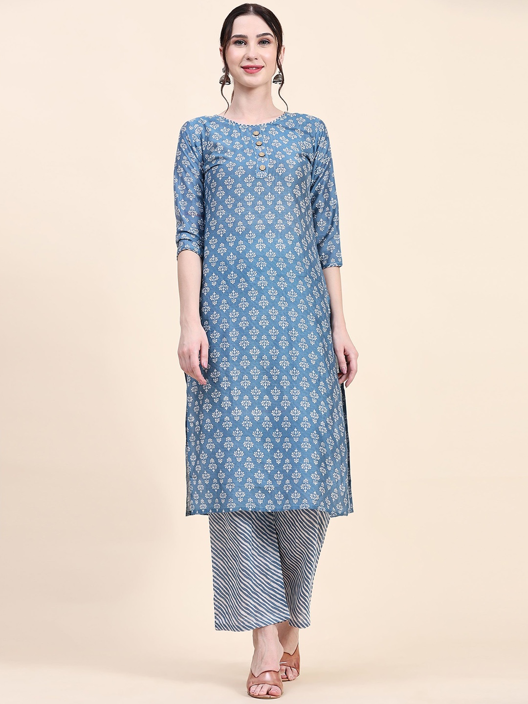

Suha Ethnic Motifs Printed Straight Kurta with Palazzos, Blue