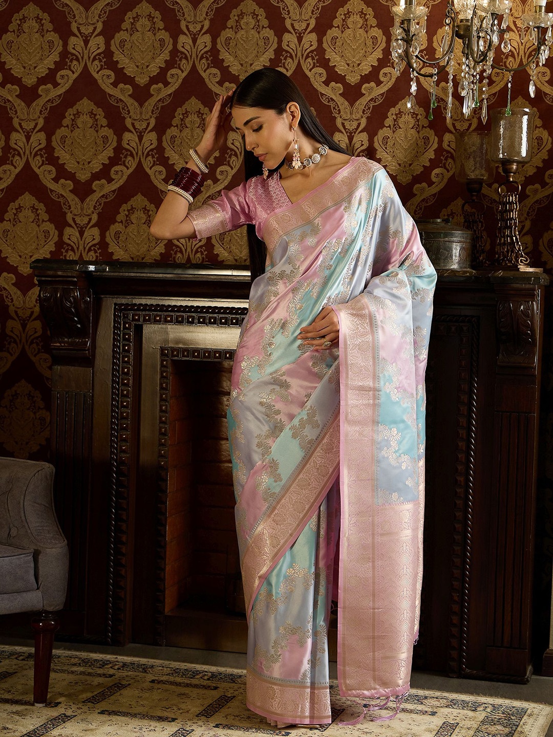

Dori Woven Design Zari Satin Banarasi Saree, Pink