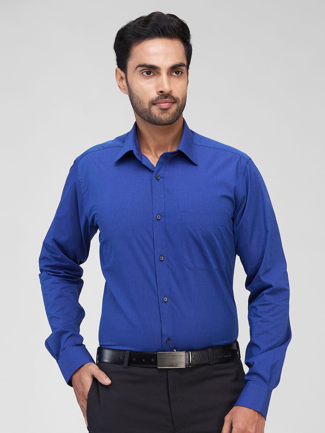 

Raymond Men Spread Collar Solid Cotton Slim Fit Formal Shirt, Blue