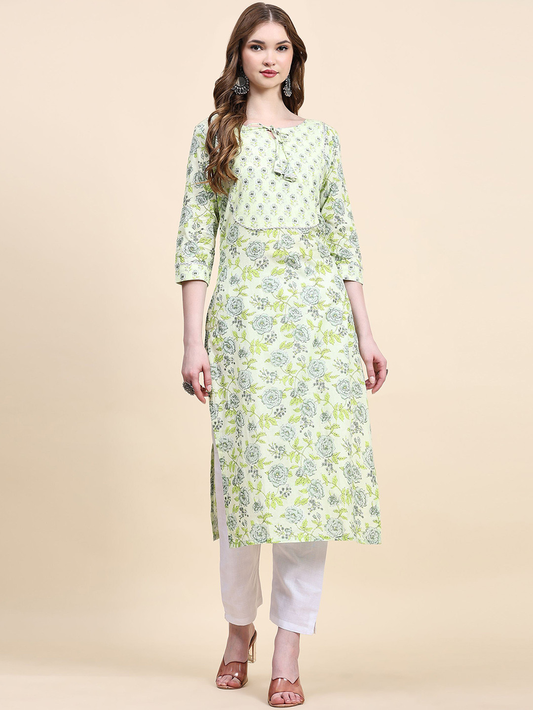 

Suha Ethnic Motifs Printed Gotta Patti Pure Cotton Straight Kurta with Trousers, Green