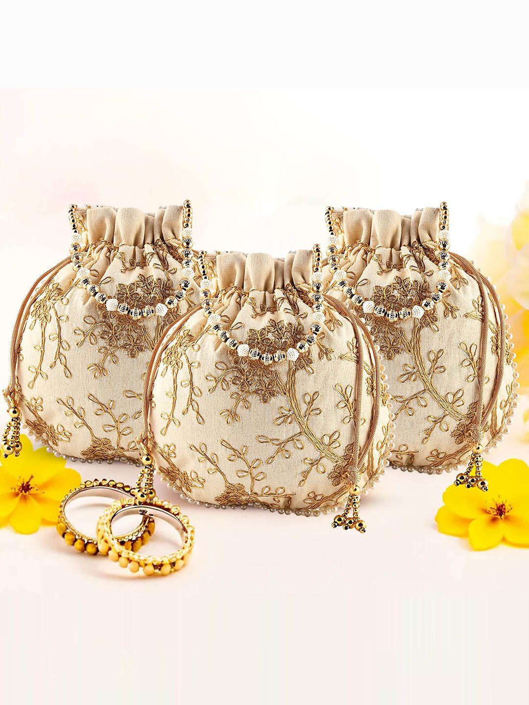 

Kuber Industries Set of 3 Embroidered Potli Bags, Cream