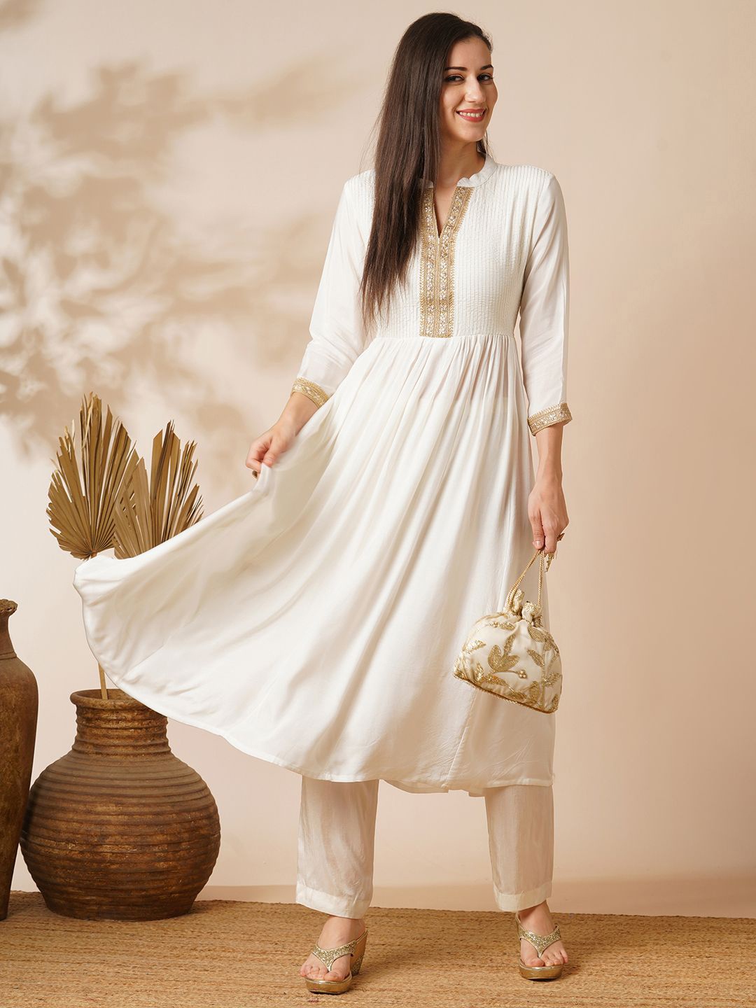

Globus Off White Mandarin Collar Gotta Patti A-Line Kurta