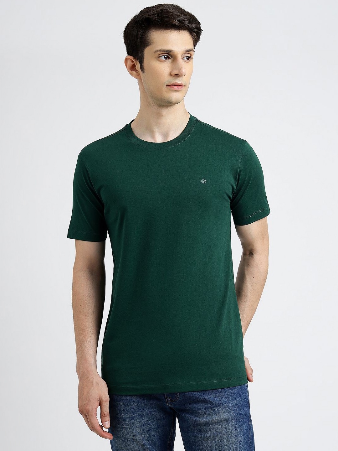 

Greenfibre Men Solid Round Neck Pure Cotton Slim Fit T-shirt, Green