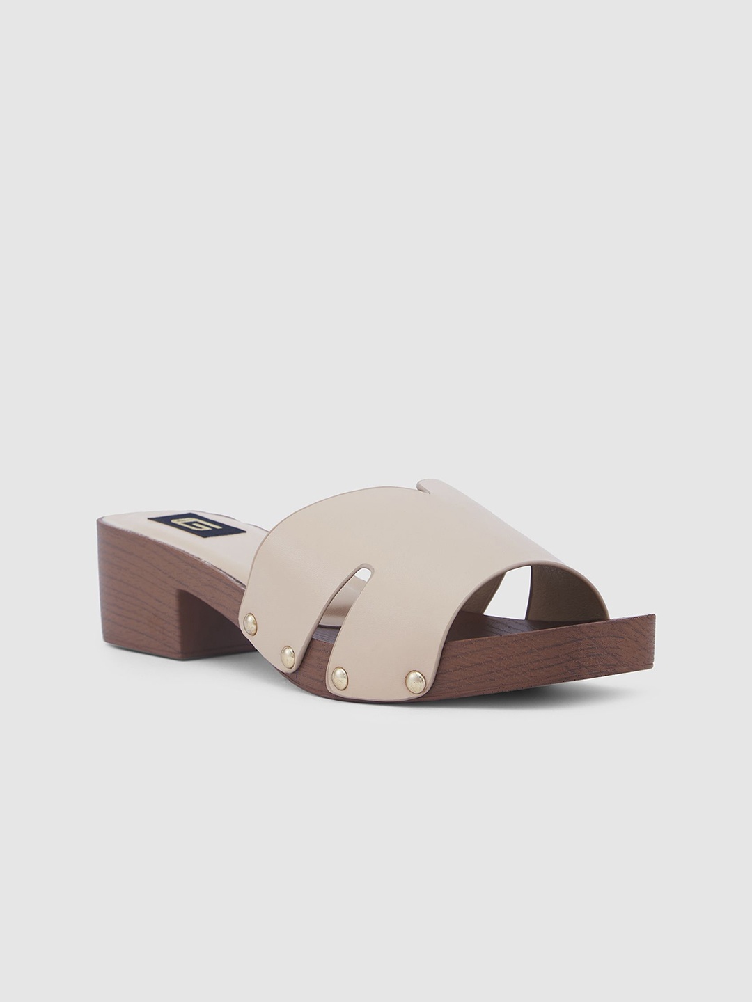 

Sole To Soul Women Solid Block Open Toe Sandals, Beige