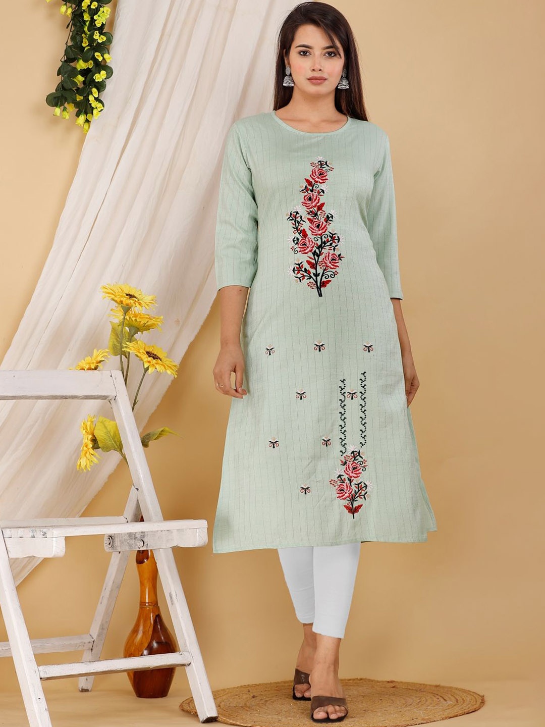 

Mehsoos Floral Embroidered Thread Work Straight Kurta, Lime green