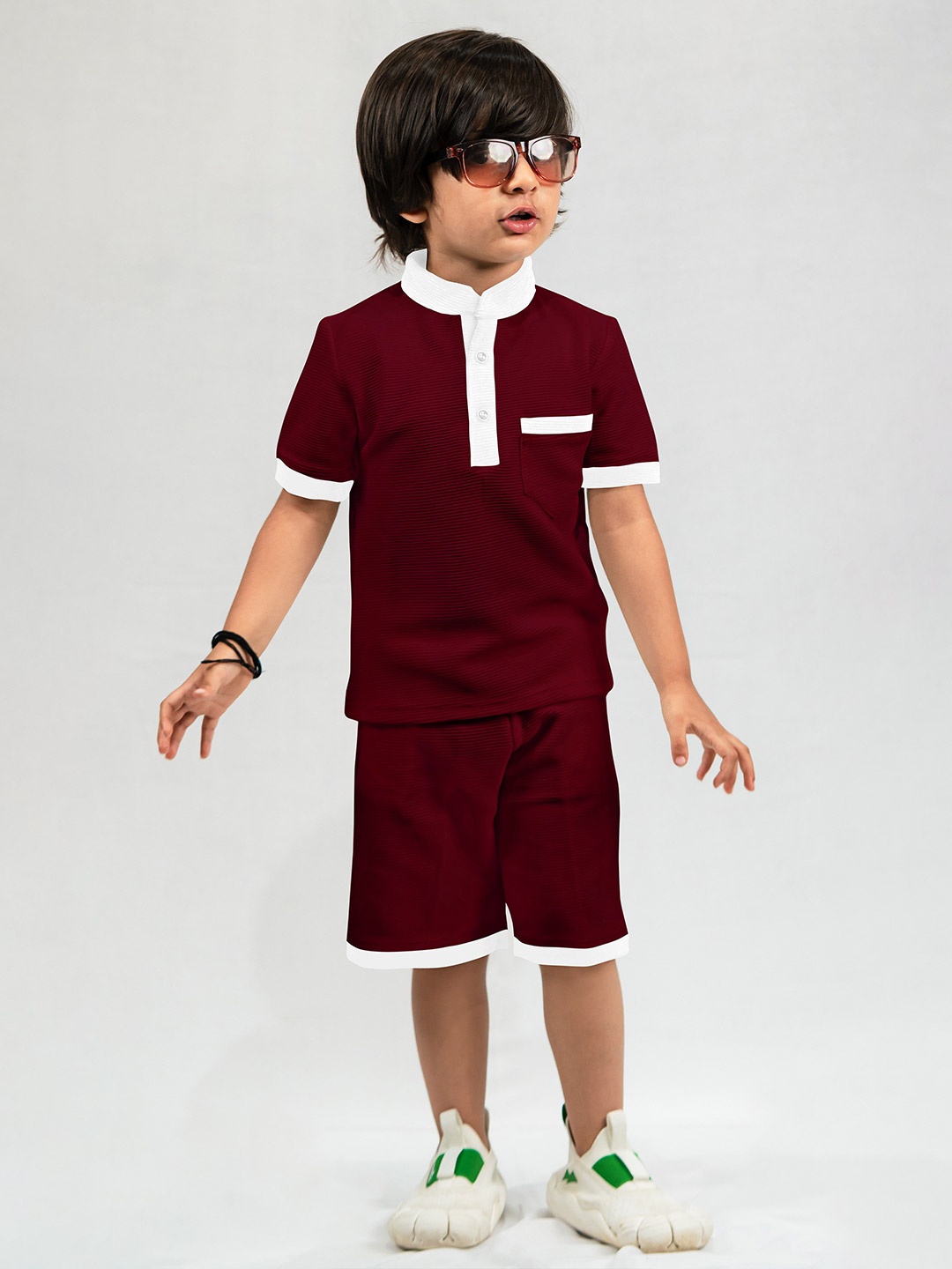

Emblica Unisex Kids Mandarin Collar T-shirt with Shorts, Maroon