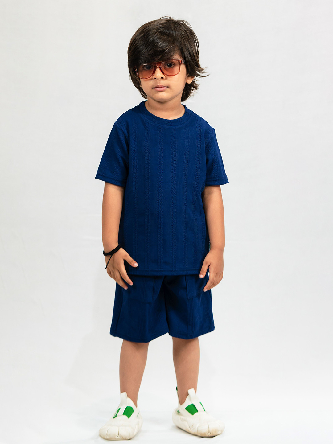 

Emblica Boys Self Design Round Neck T-shirt with Shorts, Navy blue