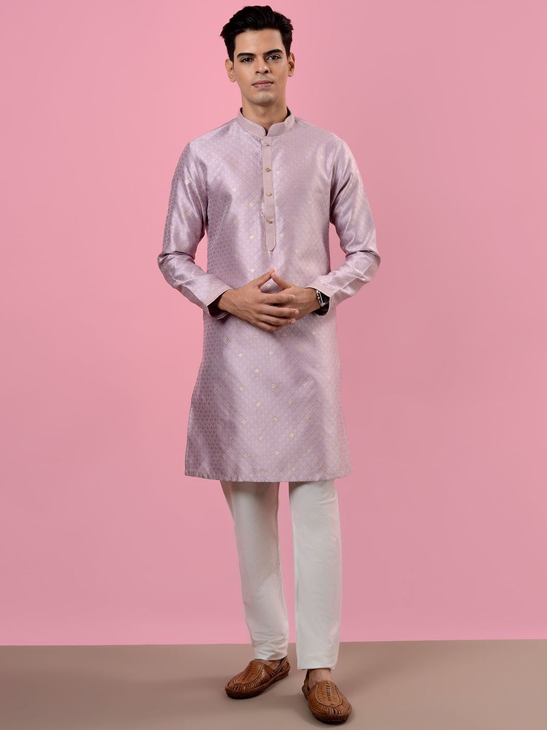 

azania Ethnic Motifs Self Design Mandarin Collar Jacquard Kurta With Pyjamas, Pink