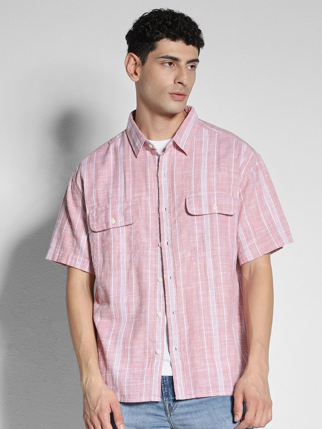 

AMERICAN EAGLE OUTFITTERS Men Spread Collar Vertical Striped Cotton Casual Shirt, Pink